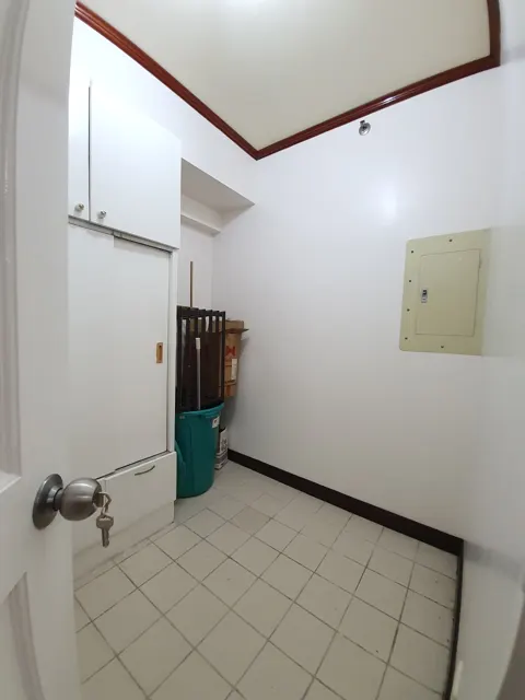 Tandem 3BR Eugenia Tivoli Garden E2213