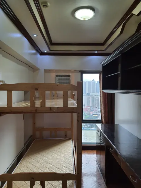 Tandem 3BR Eugenia Tivoli Garden E2213