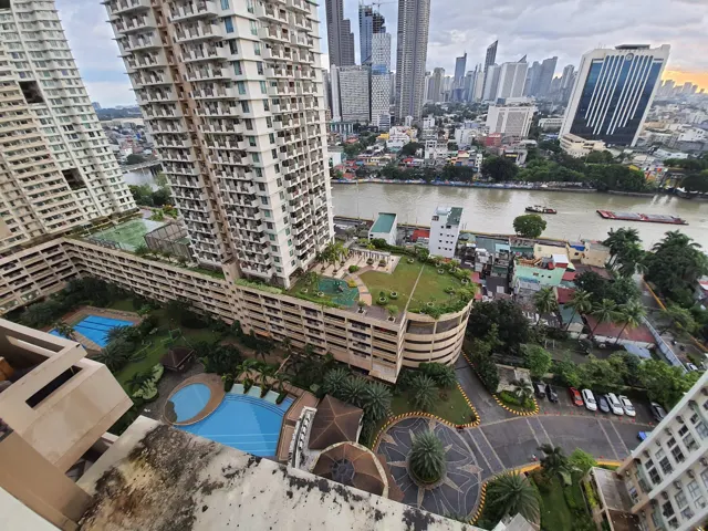 Tandem 3BR Eugenia Tivoli Garden E2213