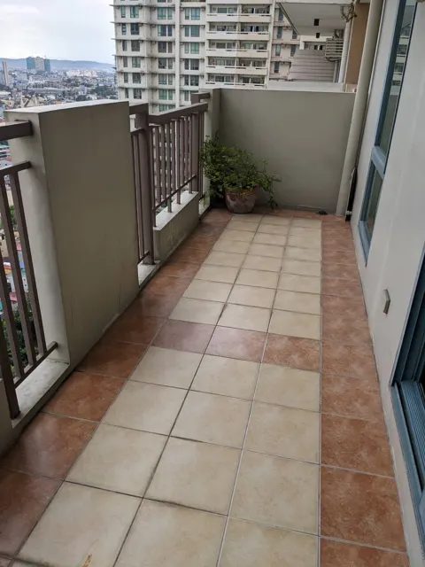 Spacious Two Bedroom with Balcony in Tivoli Garden Hibiscus 3209