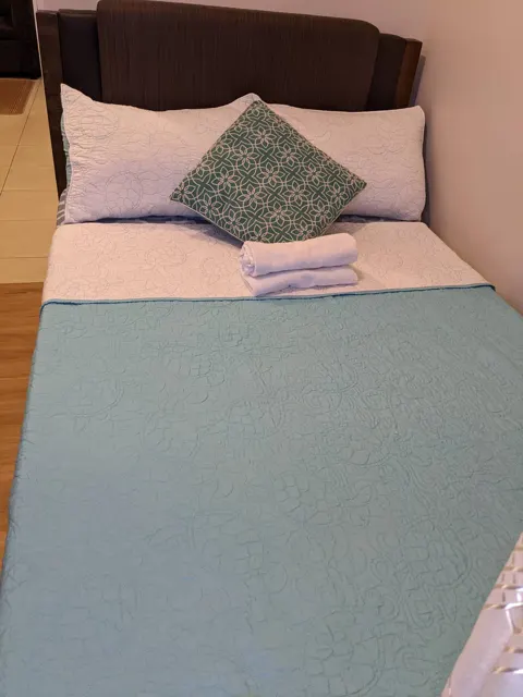 Spacious Two Bedroom with Balcony in Tivoli Garden Hibiscus 3209