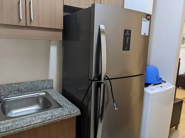 Spacious Two Bedroom with Balcony in Tivoli Garden Hibiscus 3209
