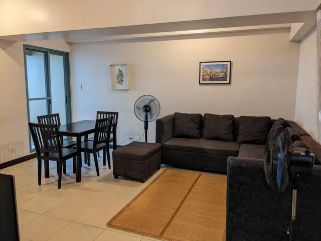 Spacious Two Bedroom with Balcony in Tivoli Garden Hibiscus 3209