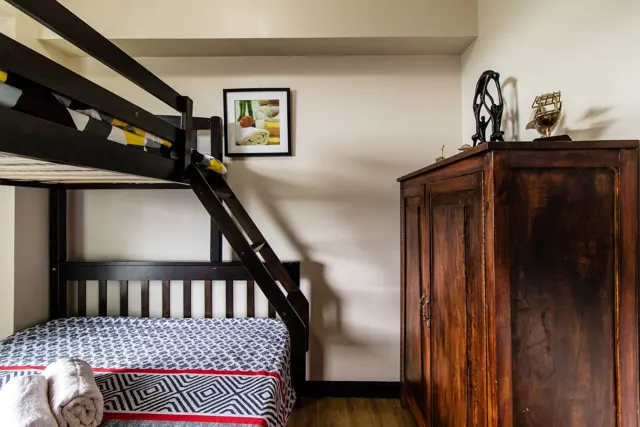 Stylish Two Bedroom Tivoli Garden I3102