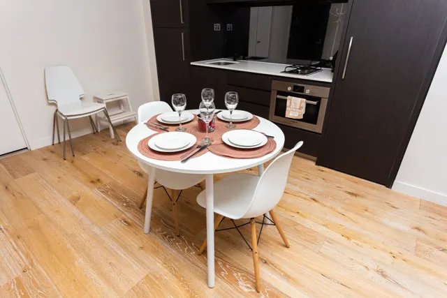 Splendid Melbourne CBD Home 1708