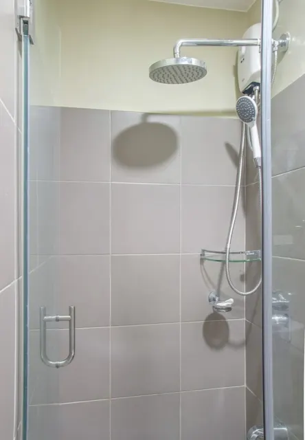 Fantastic Salcedo Makati Studio 19 (gym/pool)