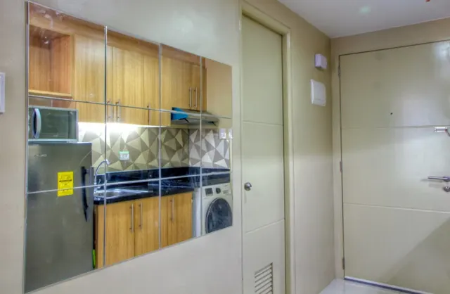 Fantastic Salcedo Makati Studio 19 (gym/pool)