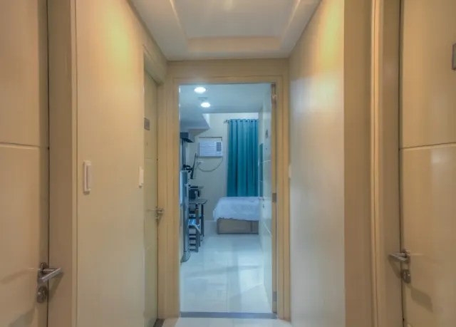 Fantastic Salcedo Makati Studio 19 (gym/pool)