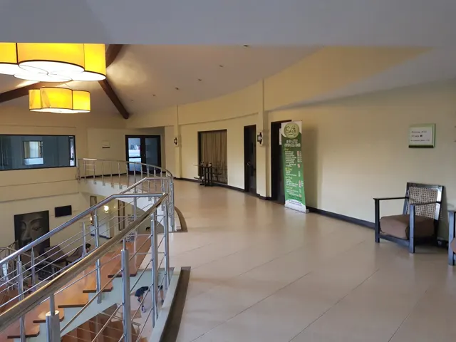 Spacious One Bedroom with Balcony Tivoli I4018