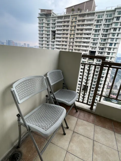 Superb One Bedroom Tivoli Garden H33