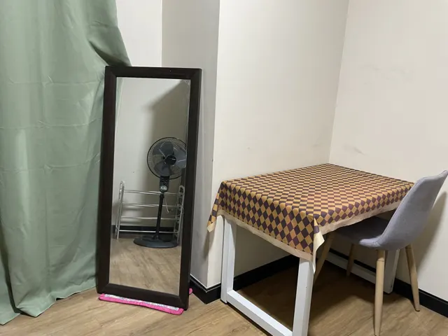 Superb One Bedroom Tivoli Garden H33